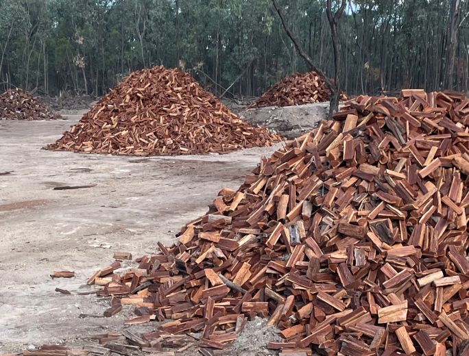 Bruce J W - Wallan Creek Nursery 	Miles QLD 4415